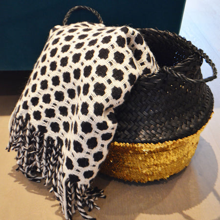 geometric_wool_throw